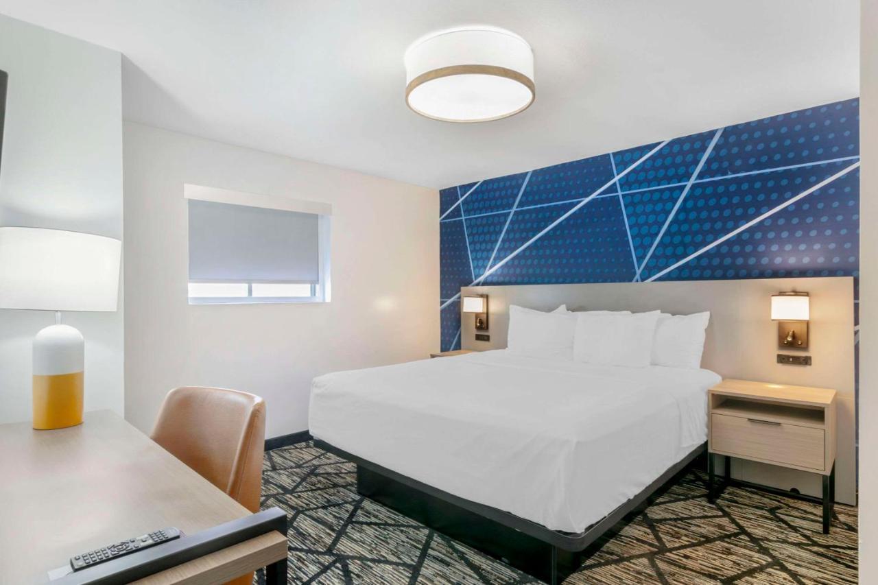Comfort Inn 2*